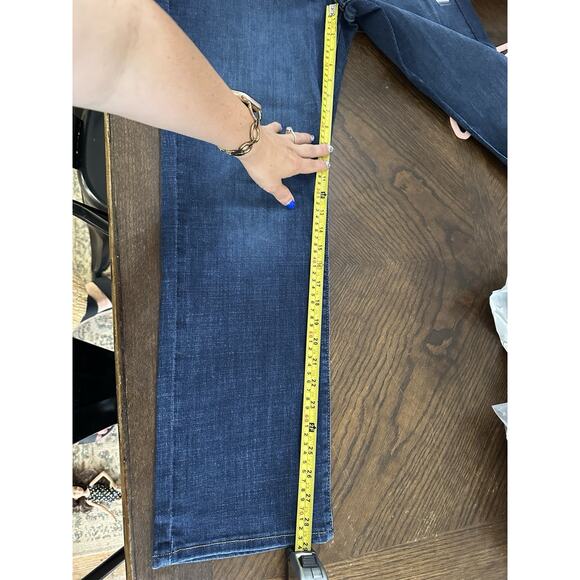 Levi's Women's Classic Straight Stretch Mid Rise Easy Fit 14M Women’s 32x30 Blue - Picture 7 of 8